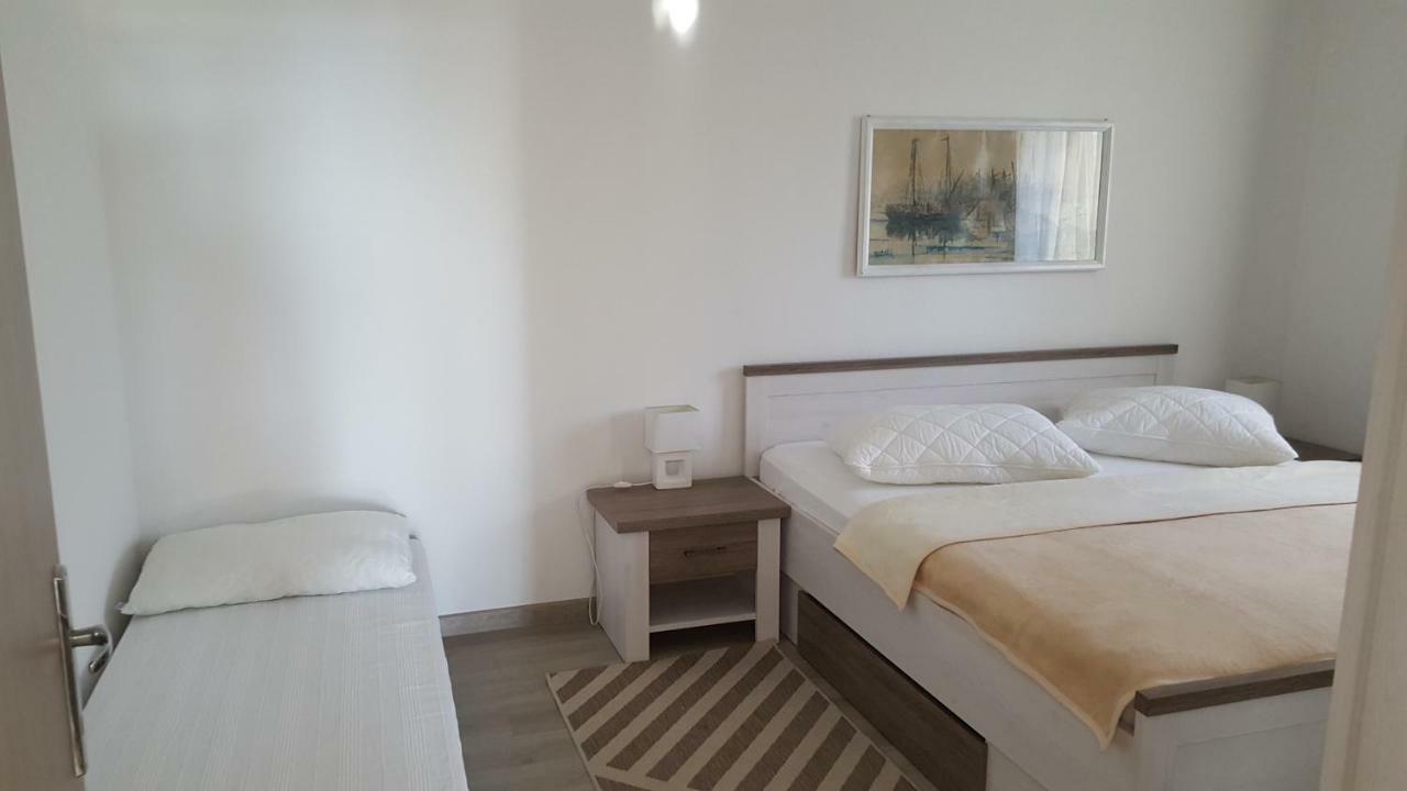 Apartments Anaivana Трогир Экстерьер фото