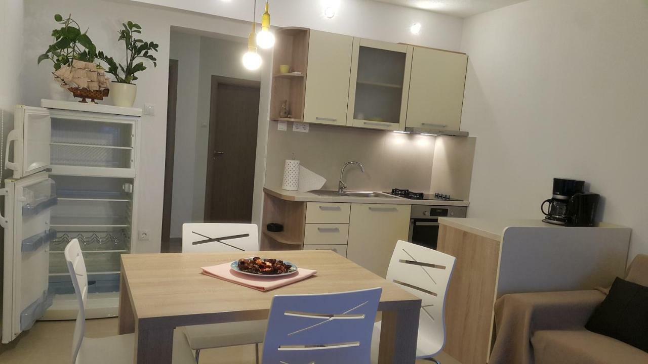 Apartments Anaivana Трогир Экстерьер фото